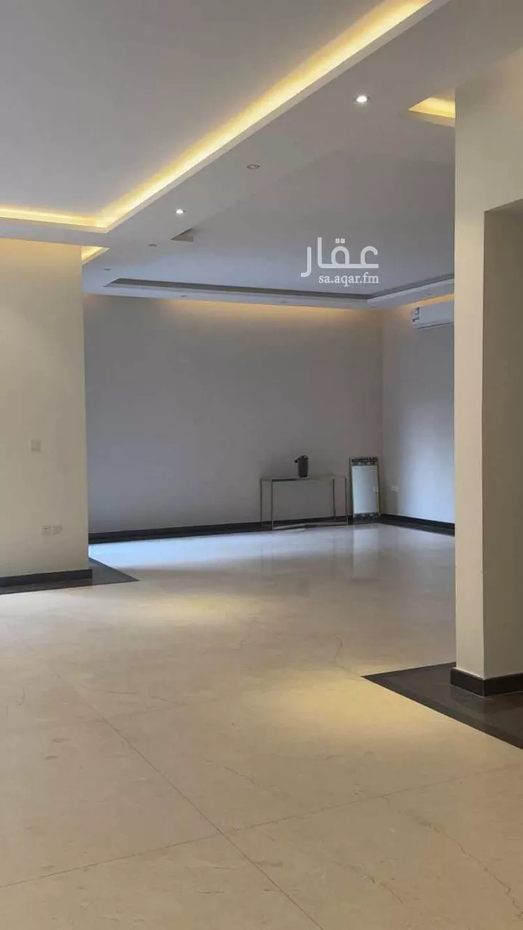 فيلا للبيع في شارع الساعي, حي الياسمين, مدينة الرياض, منطقة الرياض صورة 2