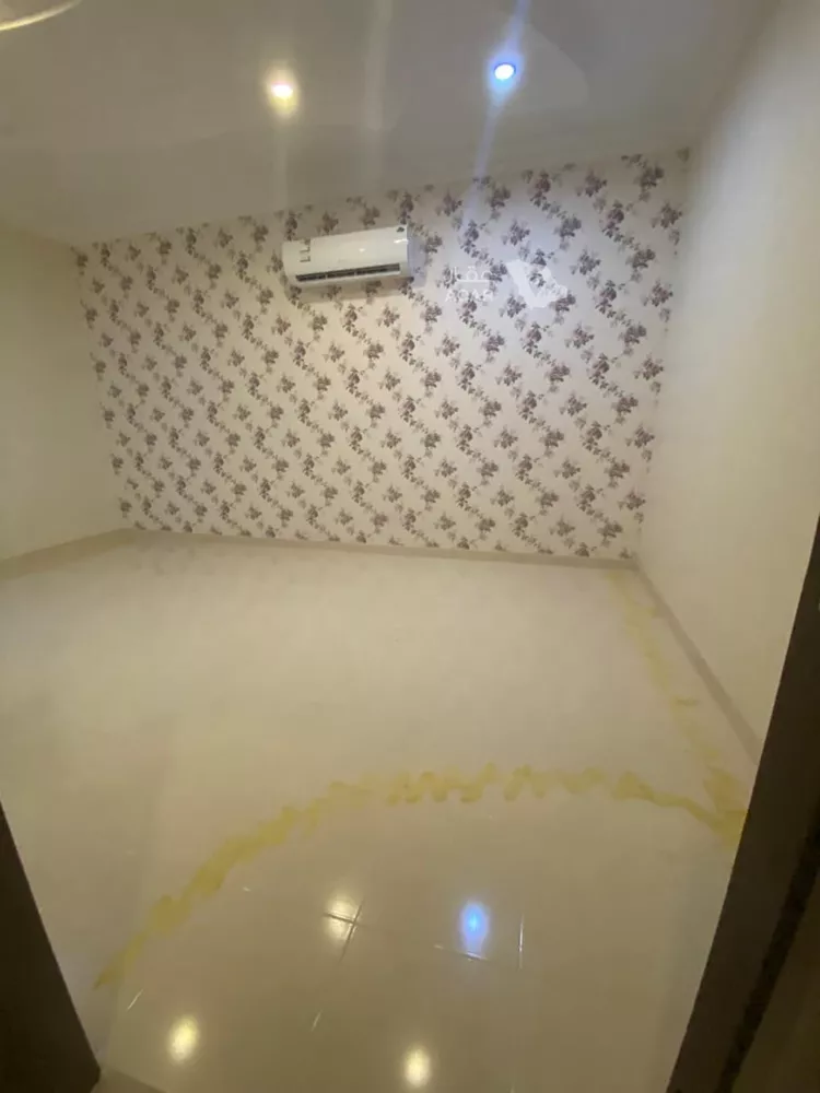 Apartment for Sale in Hail An Naqrah 4