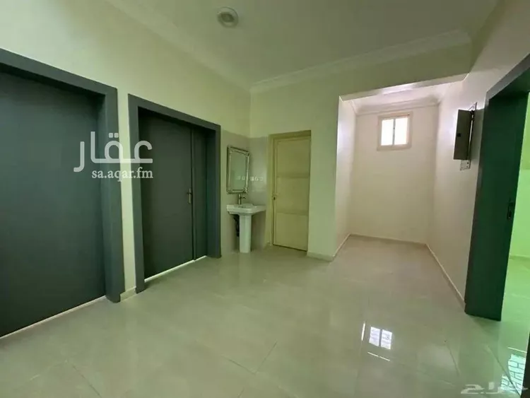 شقة للبيع في شارع عبد الله القيرواني, حي غرناطة, مدينة حائل, منطقة حائل صورة 3