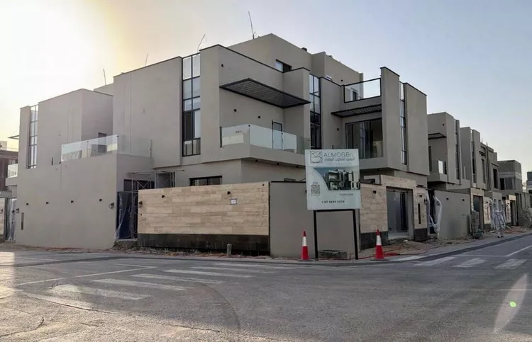 فيلا للبيع في شارع حاجب ابن احمد, حي الراكة الجنوبية, مدينة الخبر, المنطقة الشرقية