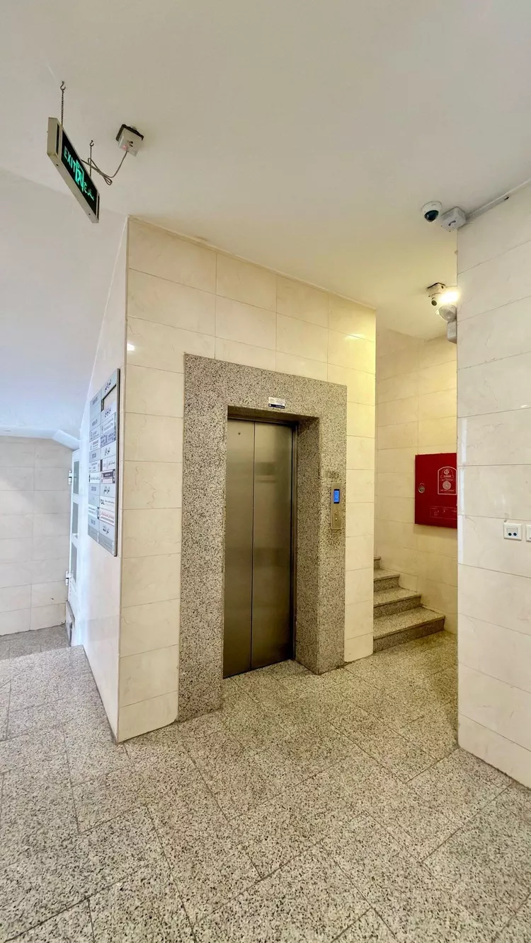 عمارة للبيع في شارع الامير فواز ابن عبدالعزيز, حي الخبرالشمالية, مدينة الخبر, المنطقة الشرقية صورة 3