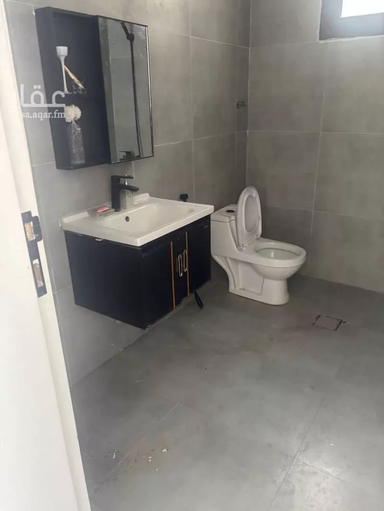 شقة للإيجار في شارع الإمام مالك ، حي بدر ، الرياض ، منطقة الرياض صورة 2