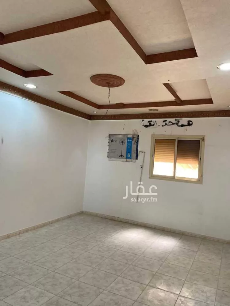 فيلا للبيع في عبدالله بن قيس 305 ، حي اشبيلية ، الرياض ، منطقة الرياض 21