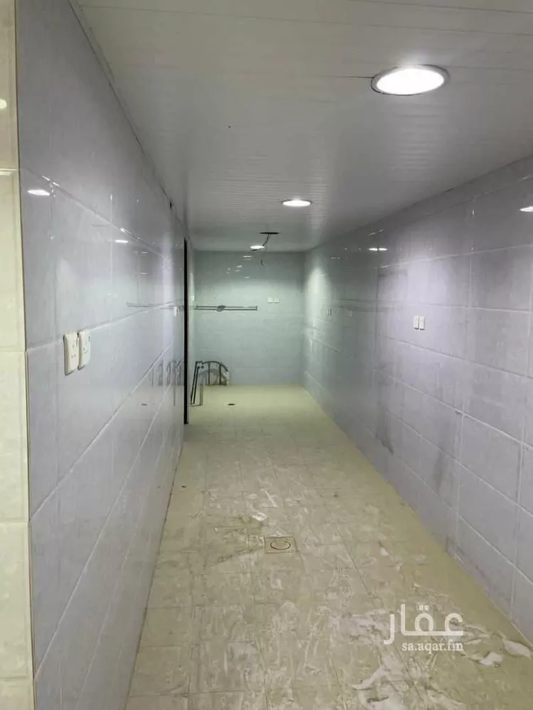 فيلا للبيع في عبدالله بن قيس 305 ، حي اشبيلية ، الرياض ، منطقة الرياض 9