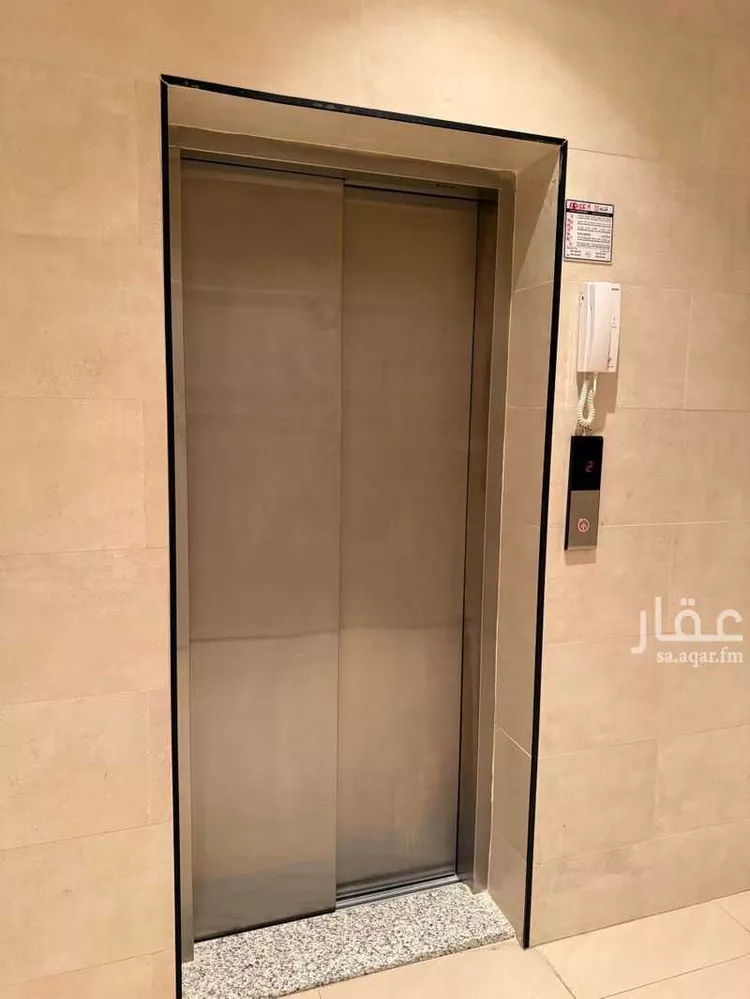 عمارة للبيع في شارع ابن الشهاب, حي الراكة الشمالية, مدينة الدمام, المنطقة الشرقية صورة 4