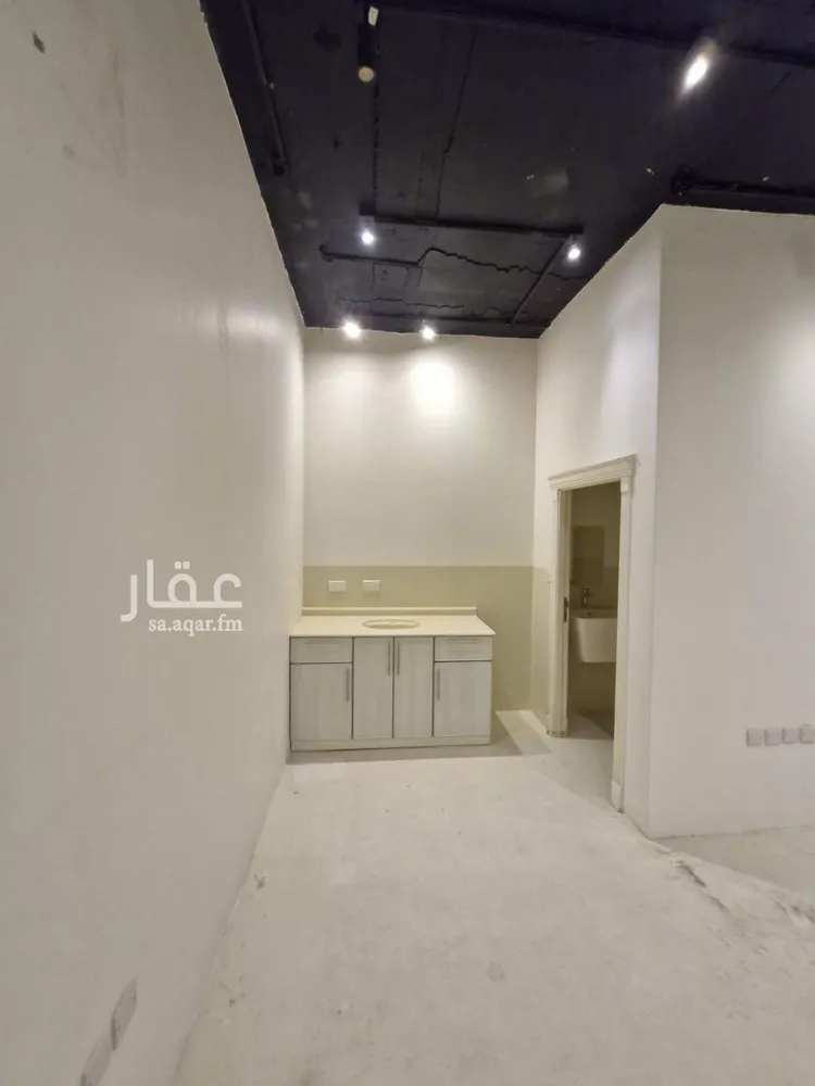 مكتب تجاري للإيجار في شارع سعود ابن فيصل الفرعي, حي الصحافة, مدينة الرياض, منطقة الرياض صورة 4