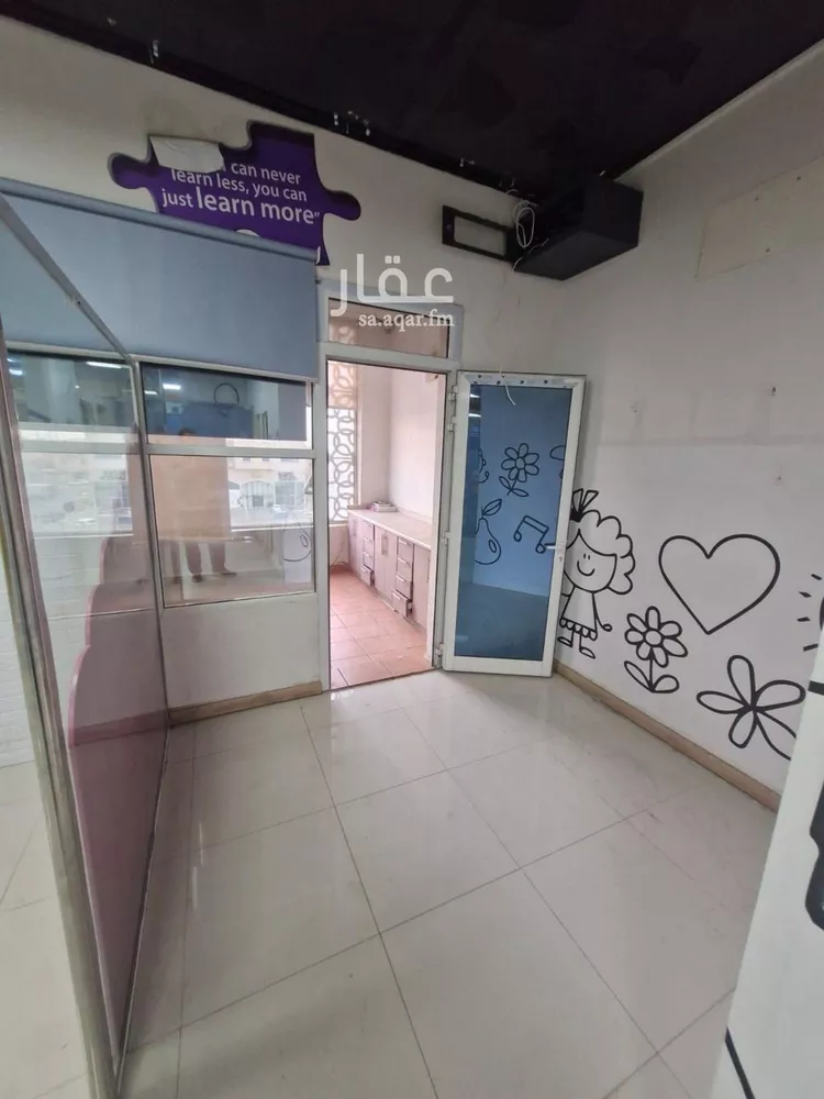 مكتب تجاري للإيجار في شارع سعود ابن فيصل الفرعي, حي الصحافة, مدينة الرياض, منطقة الرياض صورة 3