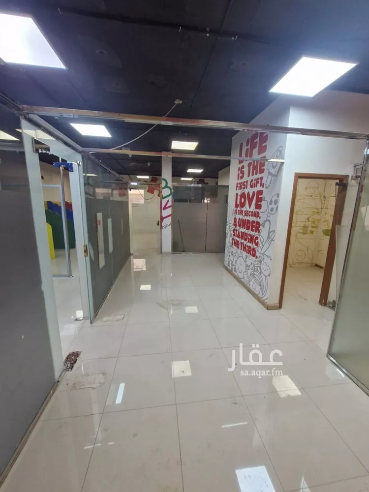 مكتب تجاري للإيجار في شارع سعود ابن فيصل الفرعي, حي الصحافة, مدينة الرياض, منطقة الرياض
