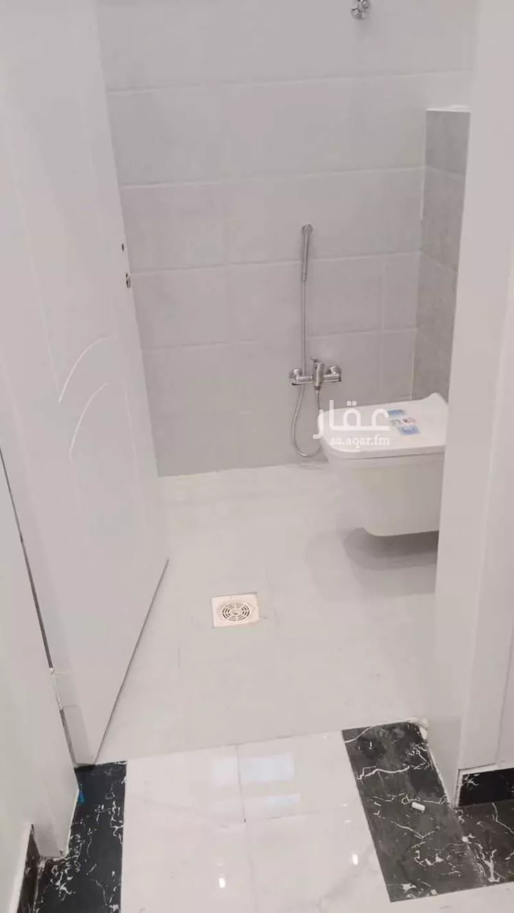 فيلا للبيع في شارع الحجرية ، حي السويدي ، الرياض ، منطقة الرياض