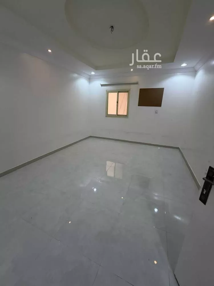 شقة للإيجار في شارع ابن جامع القفصي ، حي مريخ ، جدة ، جدة صورة 4