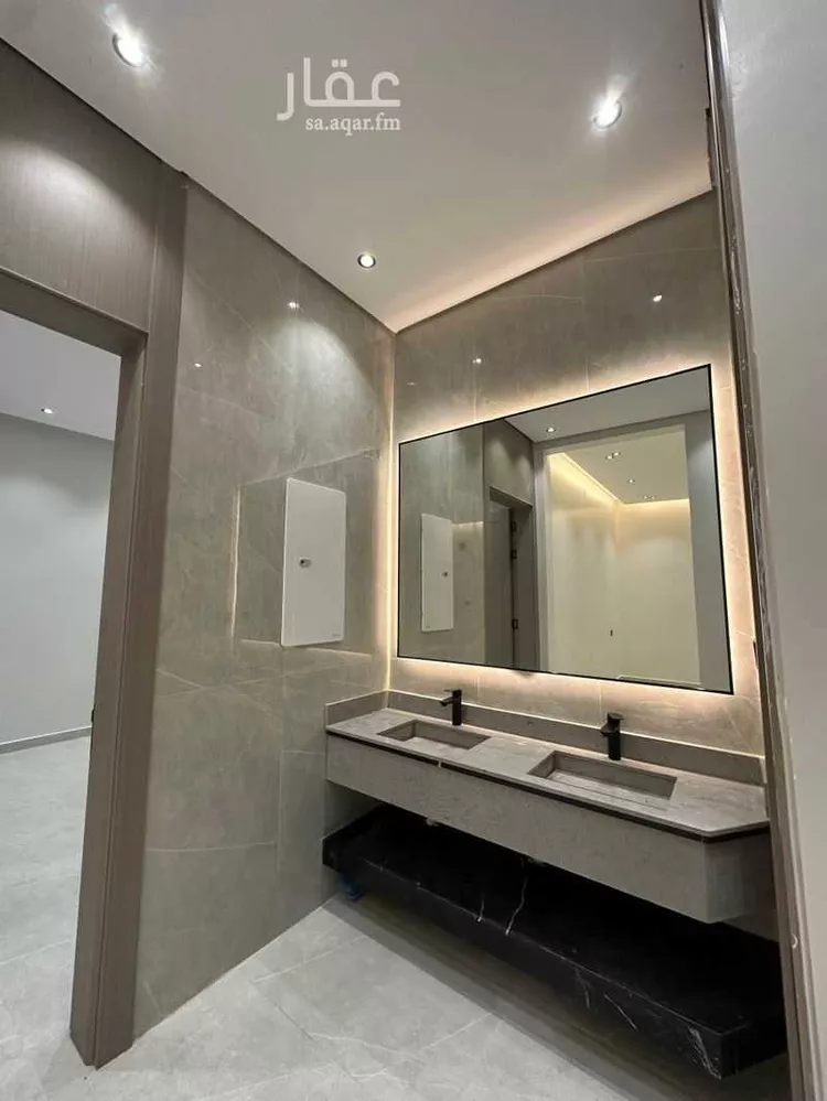 فيلا للبيع في شارع زهير بن جدعان, حي ضاحية الملك فهد, مدينة الدمام, المنطقة الشرقية صورة 5