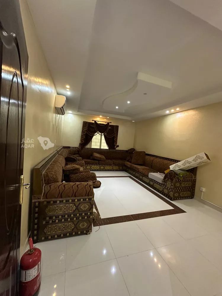 عمارة للبيع في شارع انيس ابن قتادة, حي ضاحية الملك فهد, مدينة الدمام, المنطقة الشرقية 3