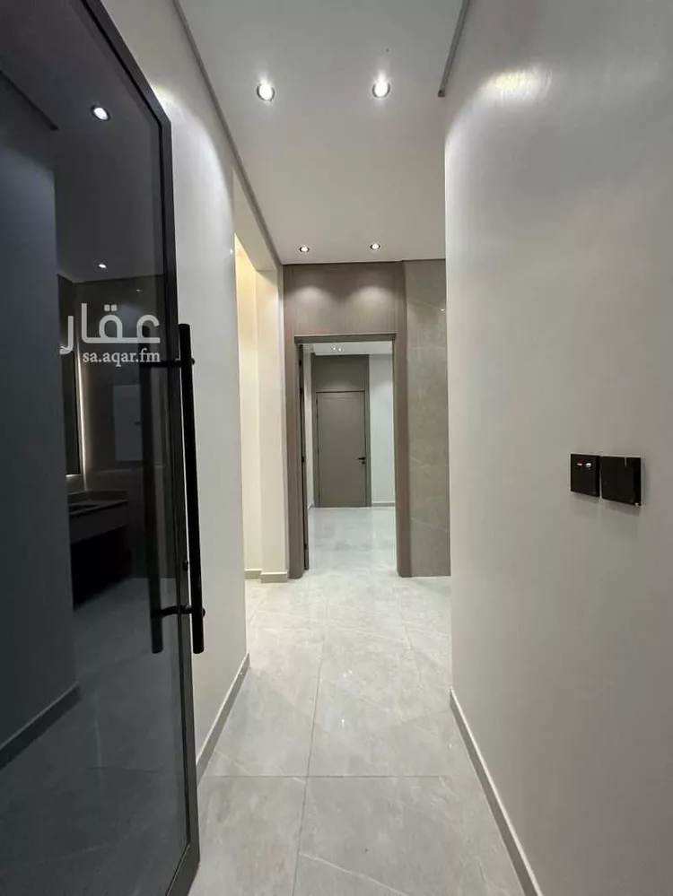 فيلا للبيع في شارع زهير بن جدعان, حي ضاحية الملك فهد, مدينة الدمام, المنطقة الشرقية