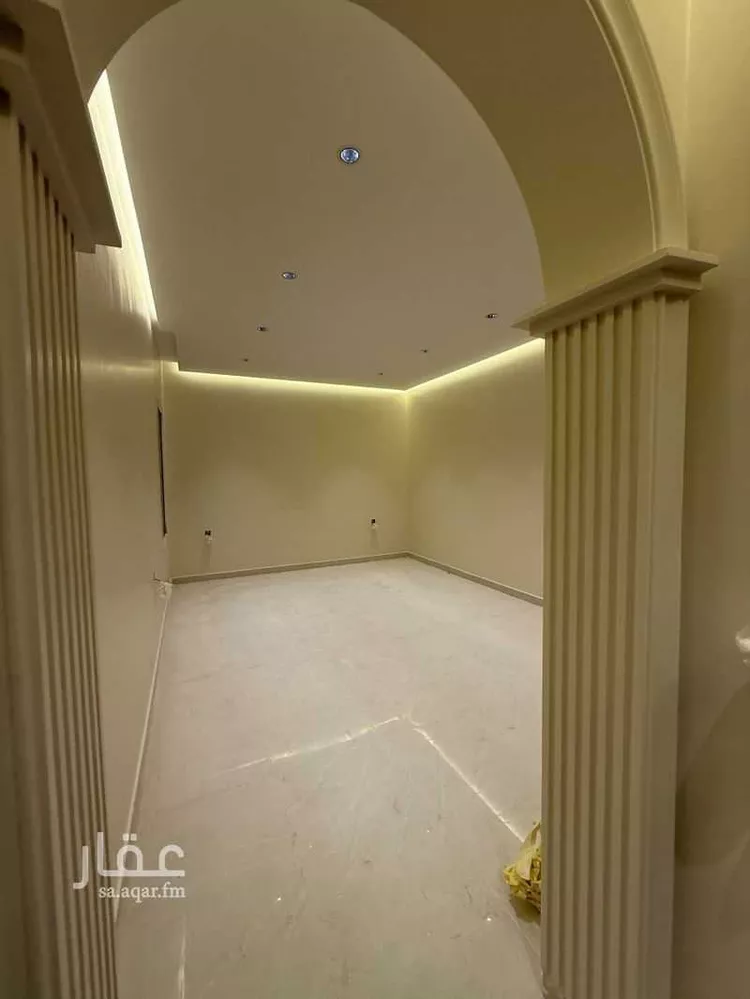 عمارة للبيع في شارع عبدالله ابن ابي عبيدة, حي وادي مذينب, مدينة المدينة المنورة, منطقة المدينة المنورة صورة 3