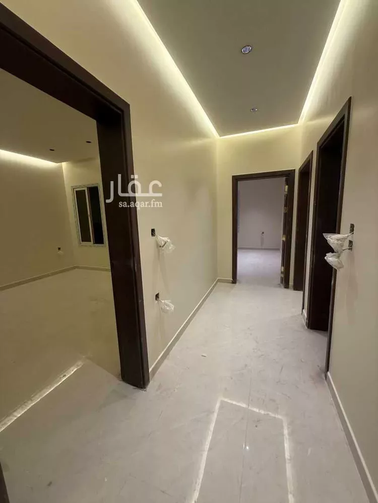 عمارة للبيع في شارع عبدالله ابن ابي عبيدة, حي وادي مذينب, مدينة المدينة المنورة, منطقة المدينة المنورة صورة 5