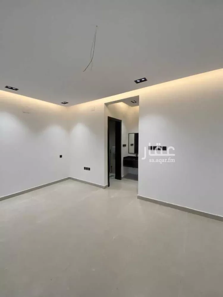 دور للبيع في شارع عبدالرحمن الزواوي, حي الزهور, مدينة أبها, منطقة عسير صورة 2