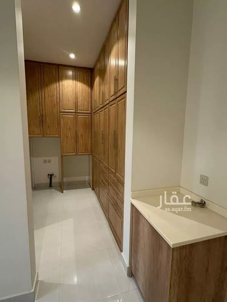 دور للإيجار في شارع المجد, حي الملقا, مدينة الرياض, منطقة الرياض صورة 5