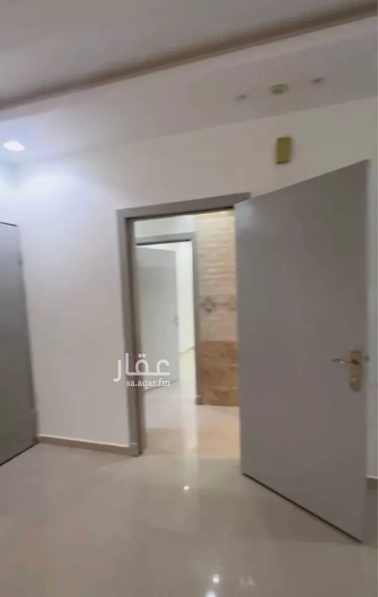 شقة للإيجار في شارع سليمان عبدالرحمن قاضي, حي العوالي, مدينة الرياض, منطقة الرياض صورة 2