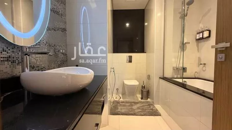 شقة للإيجار في شارع طريق الملك فهد, حي العليا, مدينة الرياض, منطقة الرياض 12