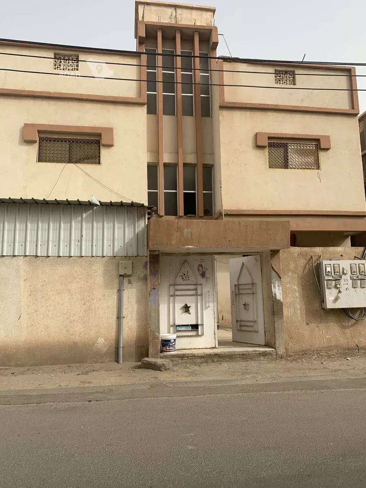 Building for Sale in Bisha Al Fahd