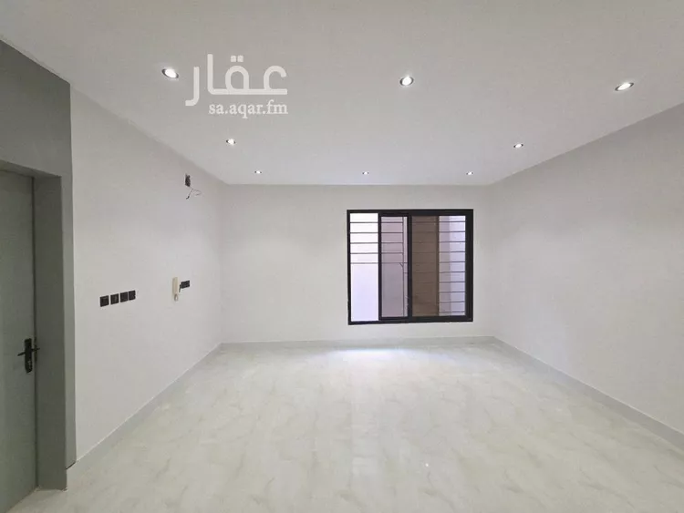 فيلا للبيع في شارع جبل نمرة, حي بدر, مدينة الرياض, منطقة الرياض صورة 5