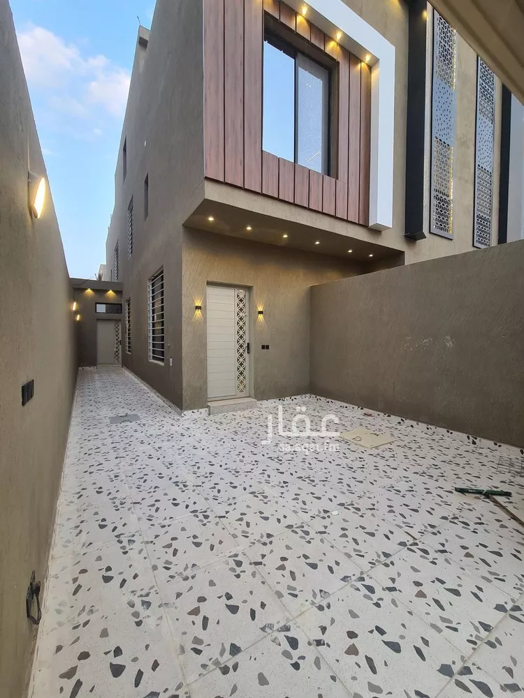 دور للبيع في شارع جبل الغبيرات, حي بدر, مدينة الرياض, منطقة الرياض صورة 2