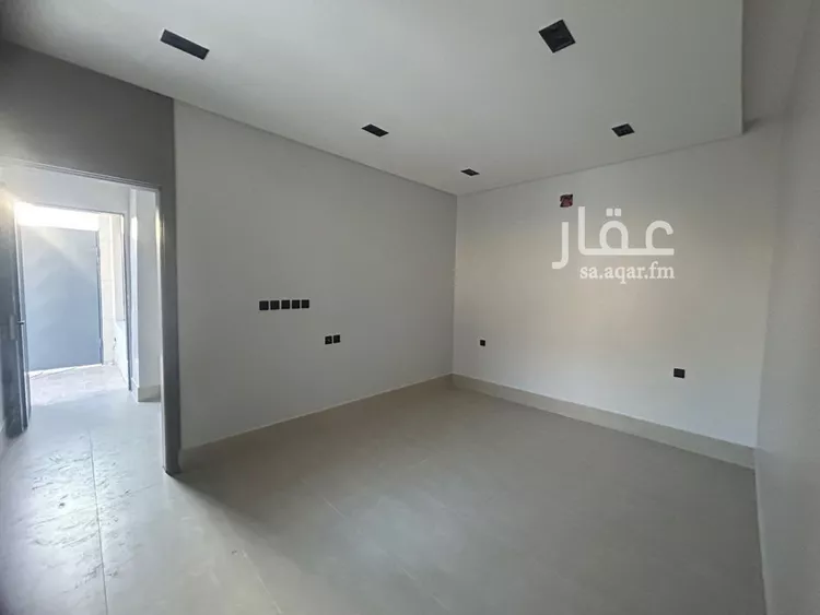 فيلا للبيع في شارع اسماء بنت ابي بكر, حي العريجاء الغربي, مدينة الرياض, منطقة الرياض صورة 4
