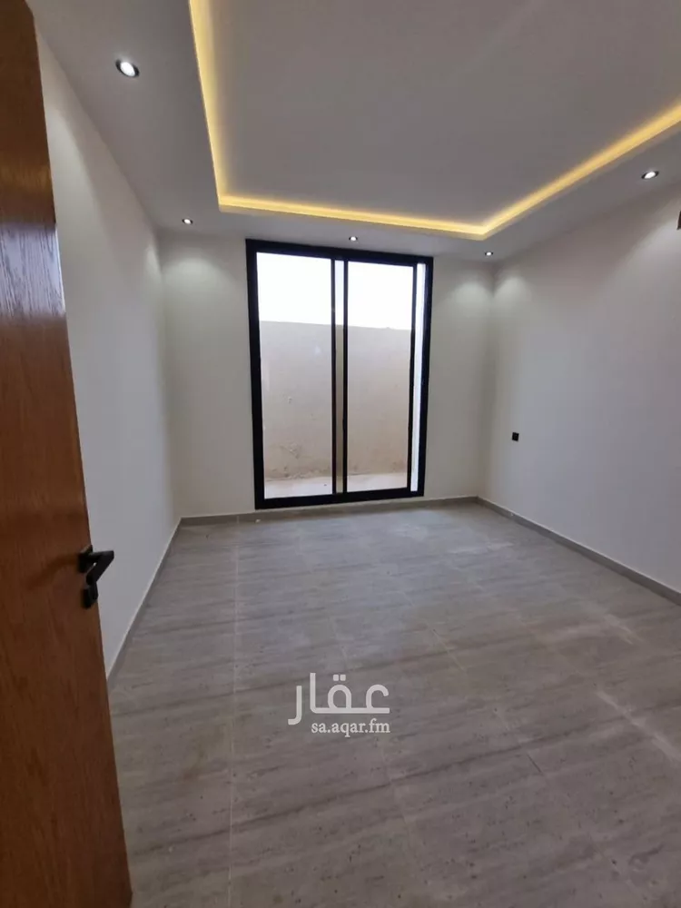 فيلا للبيع في شارع بعلبك, حي عكاظ, مدينة الرياض, منطقة الرياض صورة 2