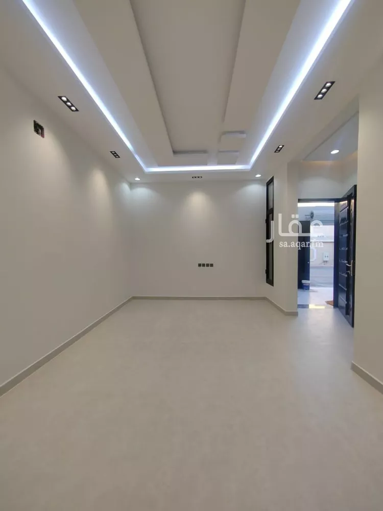 فيلا للبيع في شارع حمزة بن عبدالمطلب, حي العريجاء الأوسط, مدينة الرياض, منطقة الرياض صورة 2