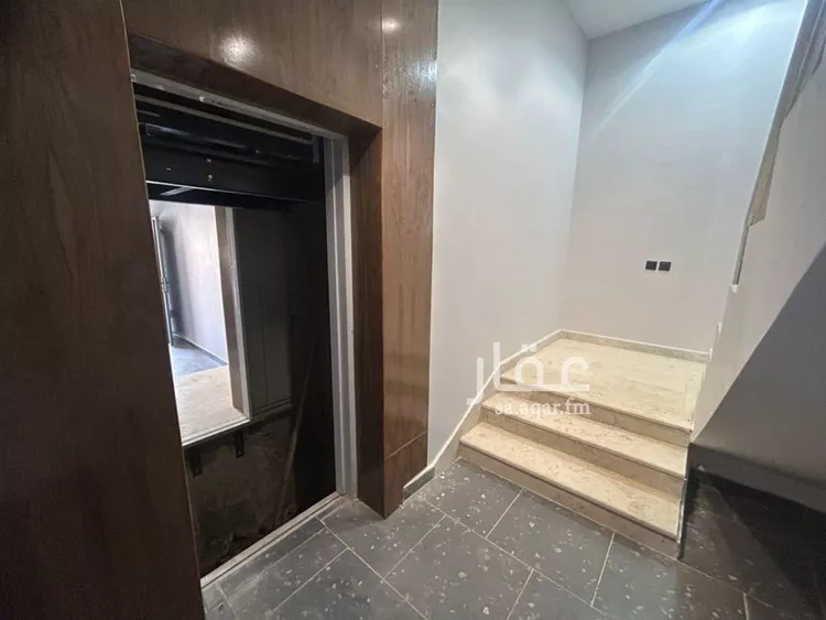 دور للبيع في شارع جدة الفرعي, حي طويق, مدينة الرياض, منطقة الرياض صورة 4