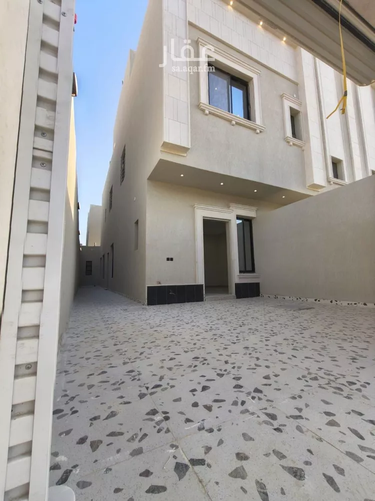 دور للبيع في شارع الأمير سعود بن محمد بن مقرن, حي طيبة, مدينة الرياض, منطقة الرياض صورة 3
