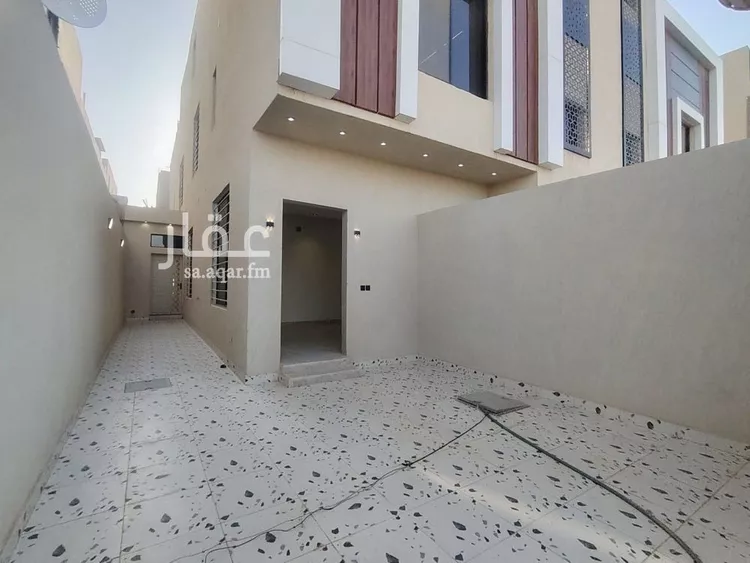 فيلا للبيع في شارع الامام مسلم, حي بدر, مدينة الرياض, منطقة الرياض صورة 3