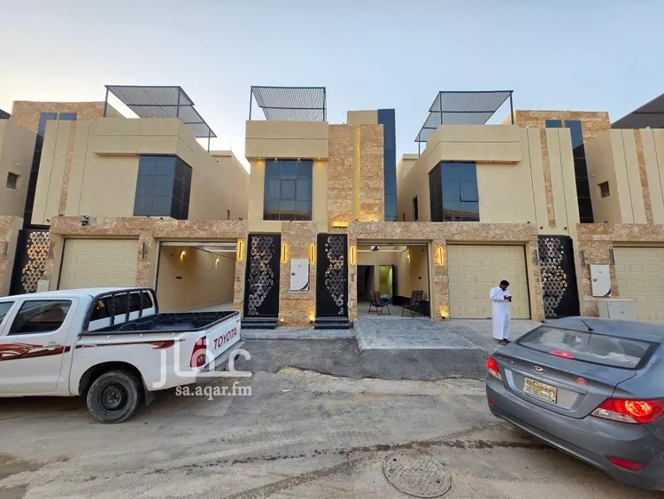 فيلا للبيع في شارع ابن نعيم, حي طيبة, مدينة الرياض, منطقة الرياض صورة 3