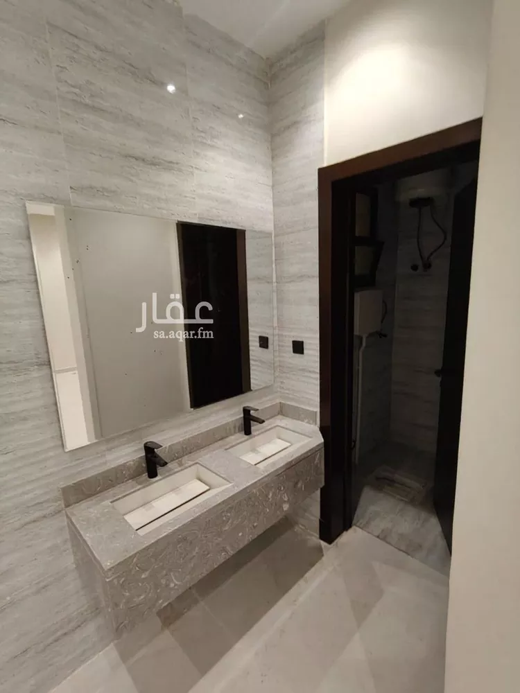 دور للبيع في شارع العزيزيه, حي طيبة, مدينة الرياض, منطقة الرياض 12