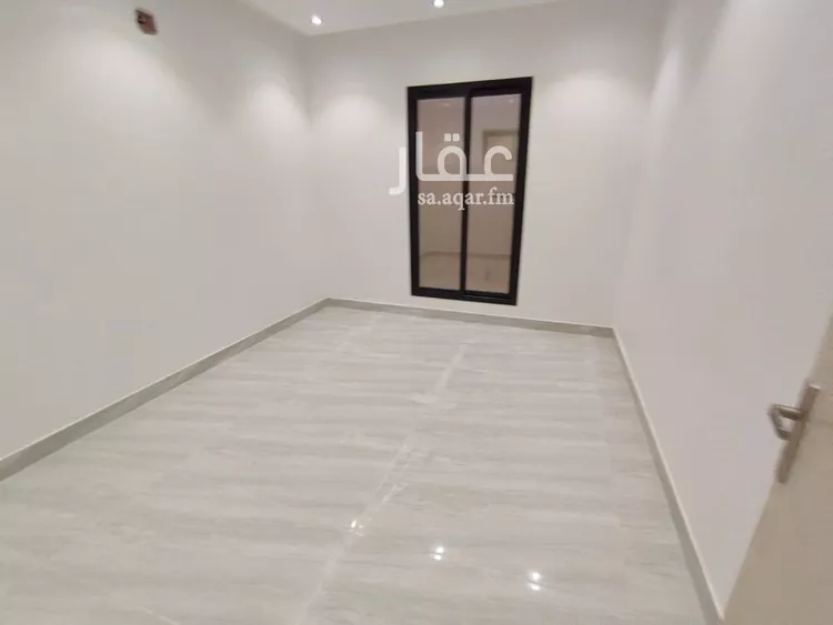 فيلا للبيع في شارع العزيزيه, حي طيبة, مدينة الرياض, منطقة الرياض صورة 3
