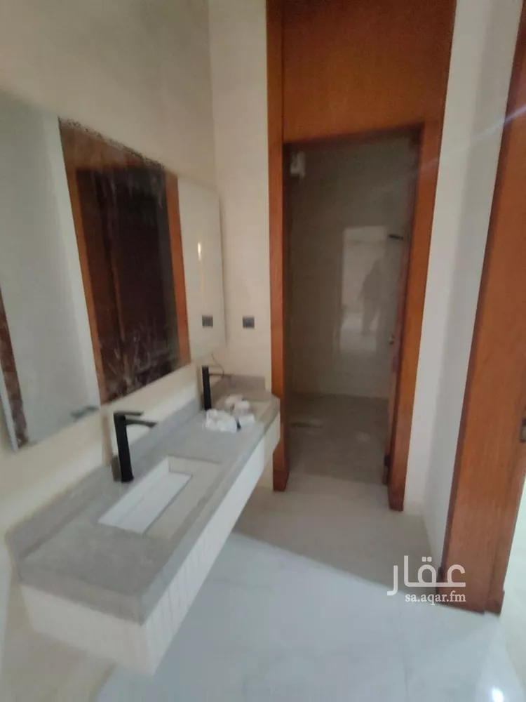 فيلا للبيع في شارع ابن نعيم, حي طيبة, مدينة الرياض, منطقة الرياض 11