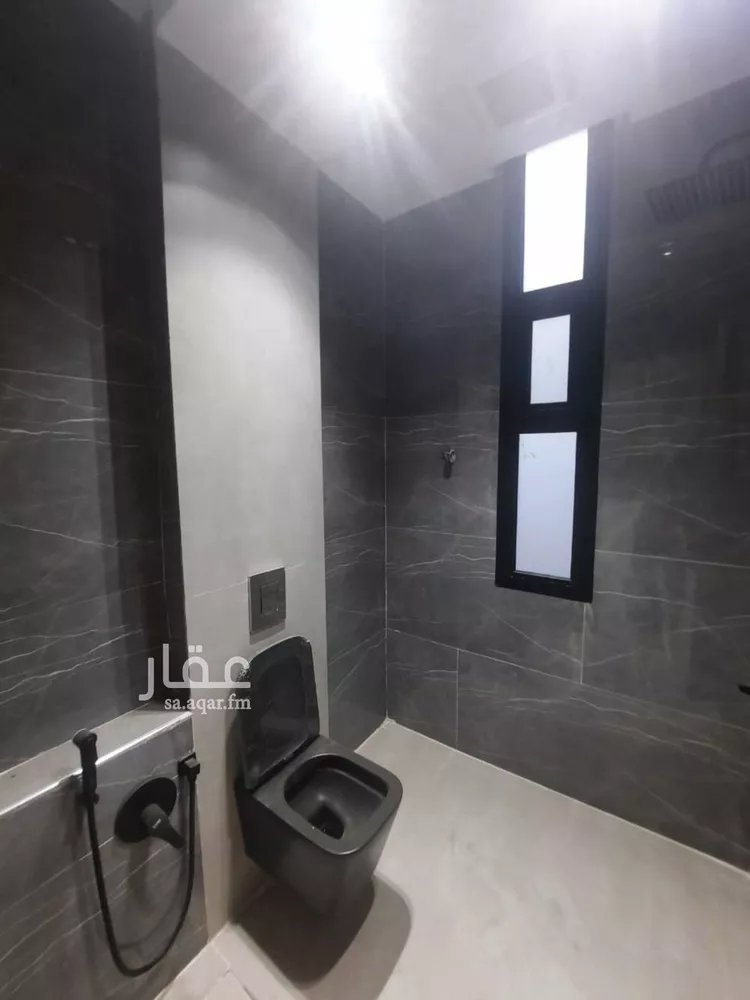 Floor for Sale in Riyadh Al Uraija Al Gharbiyah 12