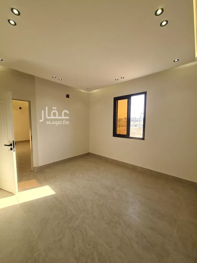دور للبيع في شارع العزيزيه, حي طيبة, مدينة الرياض, منطقة الرياض 9
