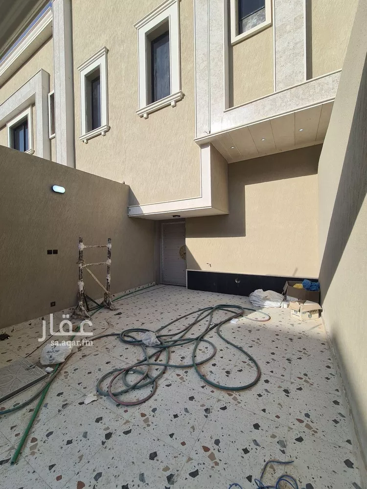 فيلا للبيع في شارع العزيزيه, حي طيبة, مدينة الرياض, منطقة الرياض صورة 2