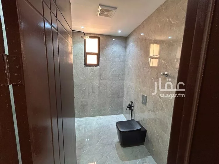 دور للبيع في شارع العزيزيه, حي طيبة, مدينة الرياض, منطقة الرياض 9