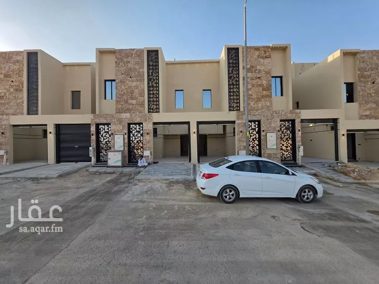 فيلا للبيع في شارع العزيزيه, حي طيبة, مدينة الرياض, منطقة الرياض صورة 2