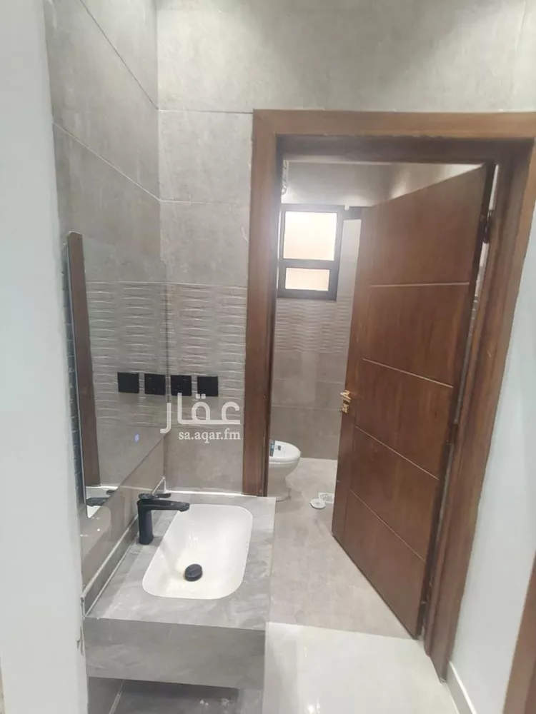 فيلا للبيع في شارع ابن نعيم, حي طيبة, مدينة الرياض, منطقة الرياض 19