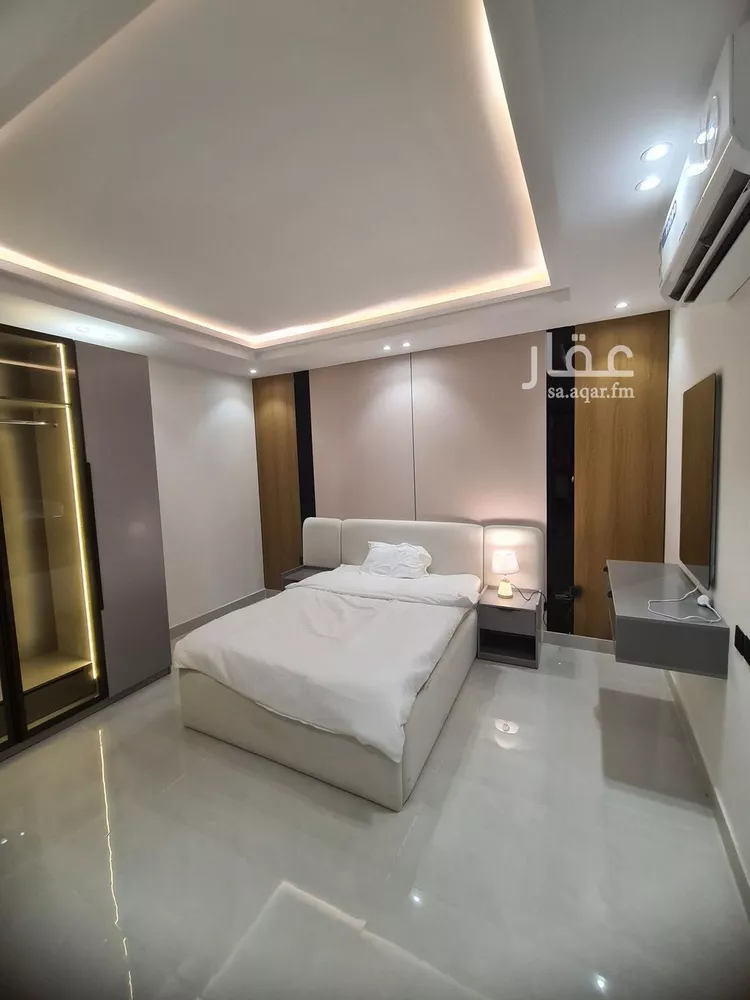 فيلا للبيع في شارع العزيزيه, حي طيبة, مدينة الرياض, منطقة الرياض 18