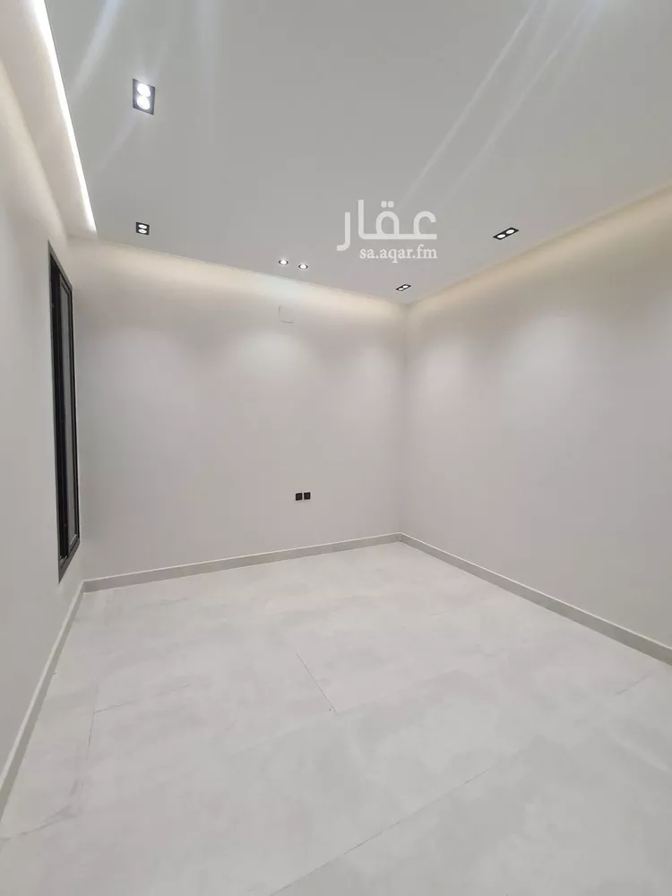 دور للبيع في شارع العزيزيه, حي طيبة, مدينة الرياض, منطقة الرياض 10