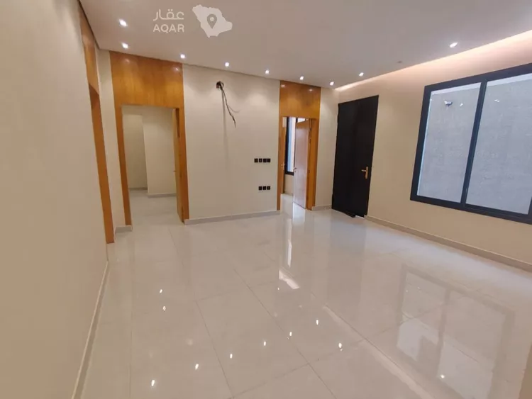 دور للبيع في شارع حجة الإسلام, حي عكاظ, مدينة الرياض, منطقة الرياض 7