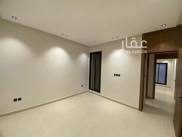 دور للبيع في شارع إسماعيل القيسي, حي عكاظ, مدينة الرياض, منطقة الرياض صورة 5