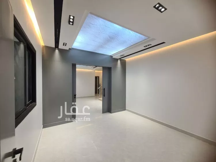 دور للبيع في شارع العزيزيه, حي طيبة, مدينة الرياض, منطقة الرياض صورة 4