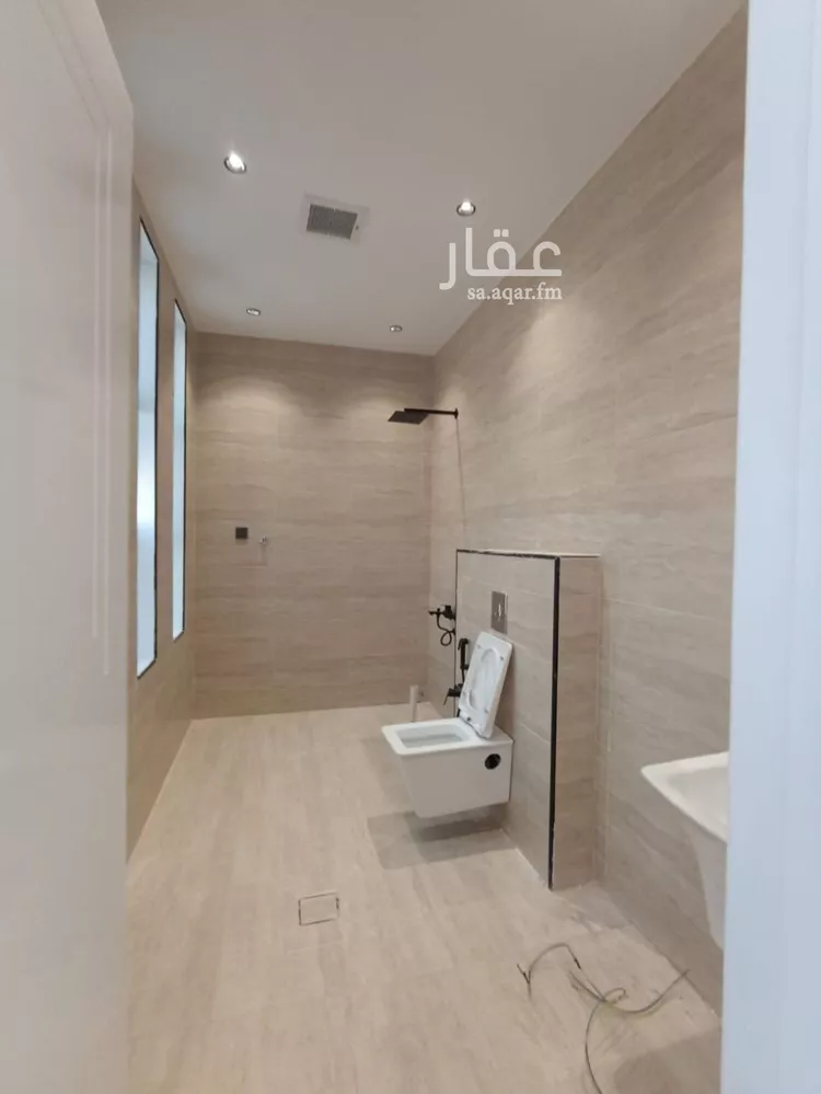 فيلا للبيع في شارع رفاعة بن رافع, حي العريجاء الغربي, مدينة الرياض, منطقة الرياض صورة 2