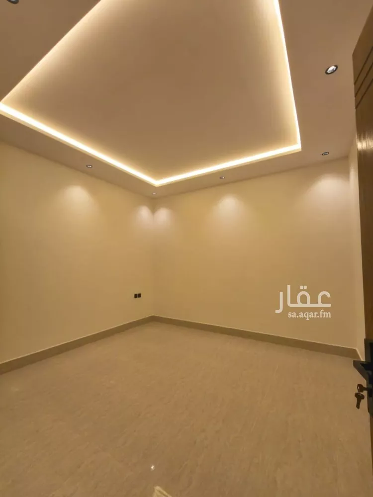 دور للبيع في شارع الامام مسلم, حي بدر, مدينة الرياض, منطقة الرياض صورة 4