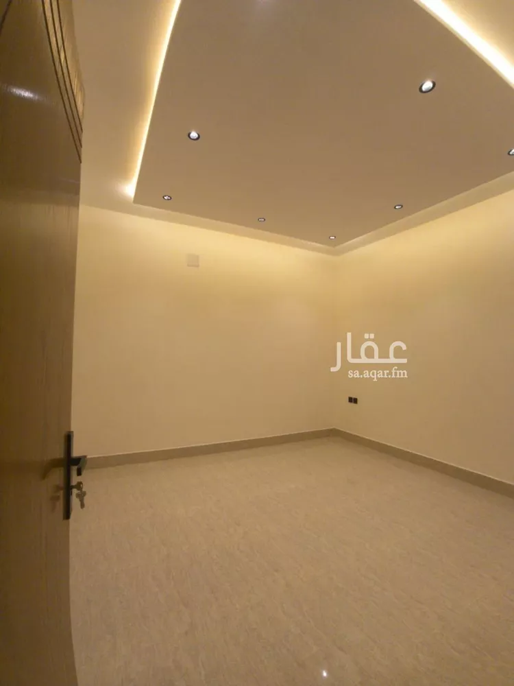 دور للبيع في شارع الامام مسلم, حي بدر, مدينة الرياض, منطقة الرياض صورة 5